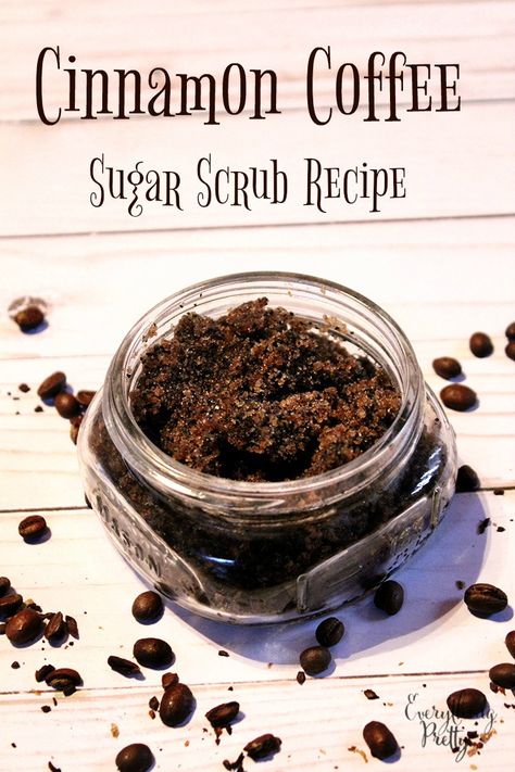 Easy cinnamon coffee sugar scrub recipe with coffee, brown sugar, and cinnamon. Coffee Sugar Scrub, Coffee Scrub Diy, Coffee Face Scrub, Scrub Diy, Sugar Scrub Recipe, Cinnamon Coffee, Face Scrub Homemade, Diy Body Scrub, Scrub Recipe