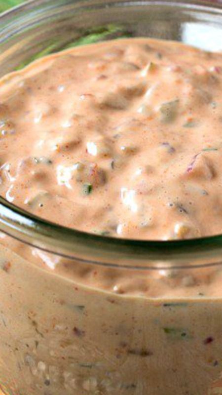 Homemade Russian Dressing ~ Easy to make with common ingredients and so much better than the bottled version! Russian Salad Dressing, Homemade Russian Dressing, Russian Dressing, Salad Dressing Recipes Homemade, Homemade Condiments, Condiment Recipes, Sauces And Dressings, Homemade Salads, Vinaigrette Dressing