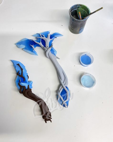 We have already started making props for this duo. 😌 #valorant #valorantprops #valorantcosplay #valorantfanart #valorantart #3dprintedvalorant #3dprops #3dprinting #cosplayideas #fanart #valorantaxe #valorantknife #3dprintingideas #diy #gifts #diygifts #valorantgaia Valorant 3d Print, Spiderman Craft, Valorant Cosplay, Shadow Magic, 3d Props, Pinterest Diy Crafts, Cosplay Diy, T Art, Diy Clay