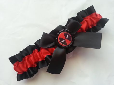 Hey, I found this really awesome Etsy listing at https://www.etsy.com/listing/194969012/deadpool-themed-wedding-garter Deadpool Wedding Theme, Red And Black Beach Wedding, Deadpool Wedding, Harry Potter Garter Wedding, Marvel Wedding Theme, Red Wedding Garter, Fandom Wedding, Deadpool Theme, Comic Wedding