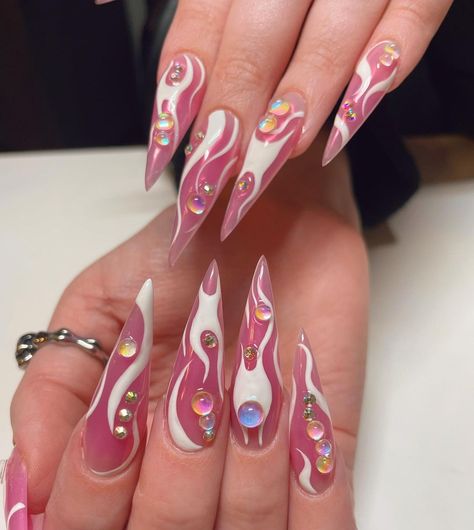 Pink Rave Nails, Korean Crystal Nails, Stiletto Nails Pink, Goddess Nails, Stilleto Nails Designs, Punk Nails, Goth Nails, Grunge Nails, Stiletto Nails Designs