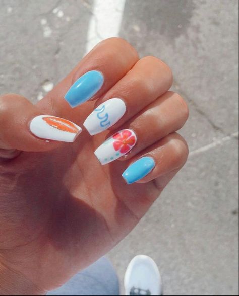 Color Summer Nails, Nail Art Design 2023, Summer Nails Coffin, Aloha Nails, Summer Nail Art Ideas, Sns Nails Designs, Cute Nail Ideas, Cruise Nails, Beach Nail Designs