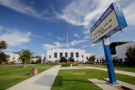 Venice High School Among Top Schools in Nation Venice High School, California High School Aesthetic, San Francisco High School, American High School Tumblr, High School In America, California High School, School Places, Schools In America, California Academy Of Sciences