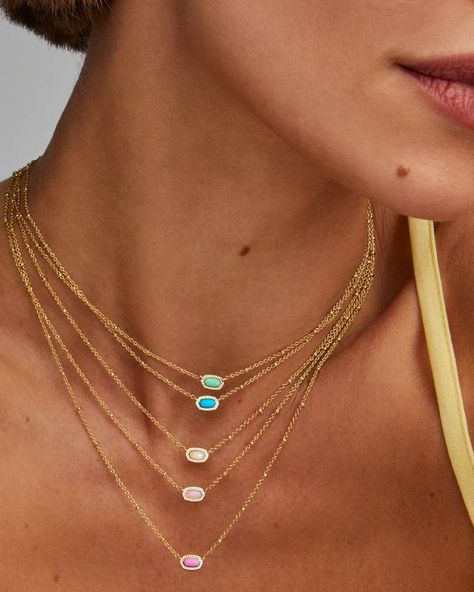 Kendra Scott Heart Necklace Clear, Fantasy Earrings, Short Pendant Necklace, Preppy Jewelry, Kendra Scott Necklace, Snake Jewelry, Jewelry Accessories Ideas, Snake Earrings, Minimal Aesthetic