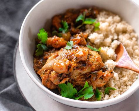 Moroccan chicken tagine made easy with this fast and flavorful Instant Pot rendition! Instant Pot Moroccan, Moroccan Chicken Tagine, Chickpea Tagine, Chicken Chickpea, Chicken Tagine, Moroccan Chicken, Pressure Cooking, Couscous, Chicken Thighs