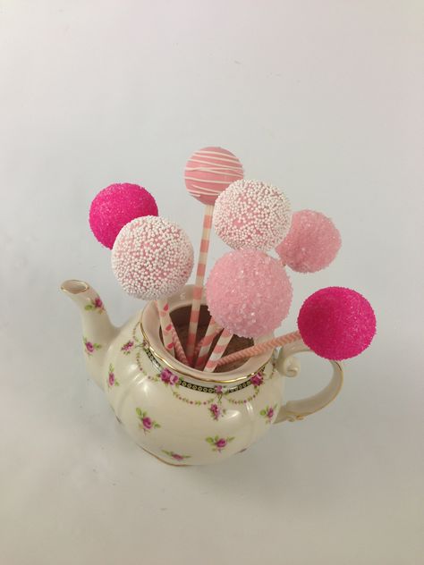 Pink cake pops Shades Of Pink Cake Pops, Disco Cake Pops, Pink Disco Cake, Shades Of Pink Cake, Cake Pops Birthday, Glitter Cake Pops, Disco Cake, Pink Cake Pops, Christmas Tea Party