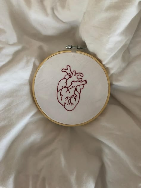 Medicine Embroidery Patterns, Medical Embroidery Designs, Medicine Embroidery, Embroidery Anatomy, Embroidery Medical, Medical Embroidery, Anatomy Embroidery, Red Inspiration, Hand Embroidery Patterns Free