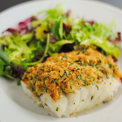 Baked Cod Fillets, Bake Fish, Oven Baked Cod, Baked Cod Recipes, Healthy Asian, Lemon Salad, Red Pesto, Leafy Green Salads, Simple Green Salad