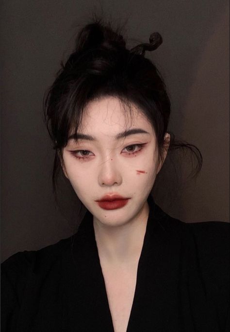 Monolid Eyes, Monolid Makeup, ماثيو ماكونهي, Enhance Beauty, Vampire Bride, Korean Eye Makeup, Ulzzang Makeup, Ethereal Makeup, Round Eyes