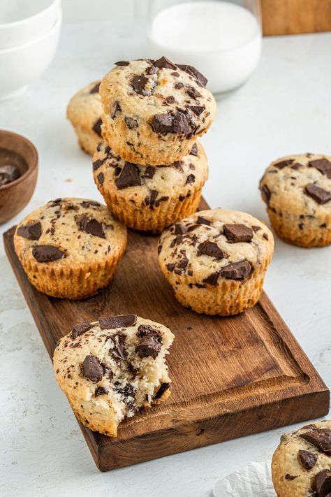 If you're looking for the best vegan chocolate chip muffins, this recipe is definitely it! These muffins are soft and fluffy on the inside with a golden Vegan Choc Chip Muffins, Choclate Chip Muffins, Chocolate Chip Muffins Vegan, Easy Chocolate Chip Muffin Recipe, Eggless Chocolate Chip Muffins, Chocolate Muffins Moist, Gluten Free Chocolate Chip Muffins, Vegan Baked Goods, Coffee Trends