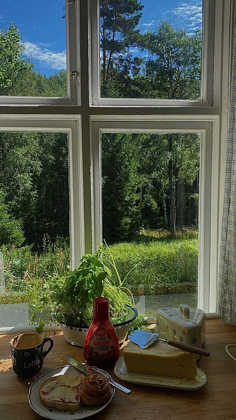 Sweden Lifestyle, Sweden Wallpaper, Swedish Aesthetic, Sweden Aesthetic, Summer Cabin, Swedish Girls, Scandinavian Aesthetic, Red Cottage, Peaceful Life