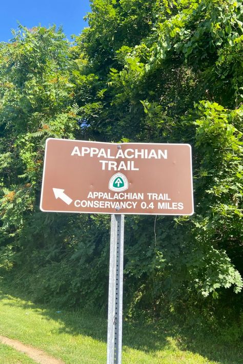 Trail Aesthetic, Honky Tonk, Appalachian Trail, Nature Center, Take Me Home, Highway Signs, Country Roads, Travel, Nature