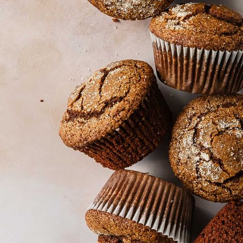 Gingerbread Muffins Healthy, Gingerbread Muffins Recipe, Baking Soda Substitute, Molasses Cake, Ginger Muffins, Molasses Muffins, Gingerbread Muffins, Vanilla Muffins, Ginger Molasses