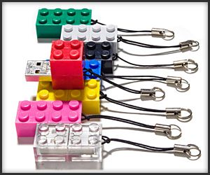 Lego stackable flash drives. Zip Drive, Thumb Drive, Pen Drive, Window Shopping, Usb Drive, Cool Technology, Geek Out, Cool Gadgets, Household Items