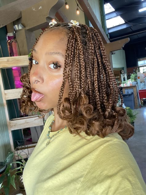 Braids Black Women, Short Box Braids Hairstyles, African Hair Braiding Styles, Braids Hairstyles Pictures, Girls Natural Hairstyles, Hair Inspiration Short, Cute Box Braids Hairstyles, Protective Hairstyles Braids, Short Braids