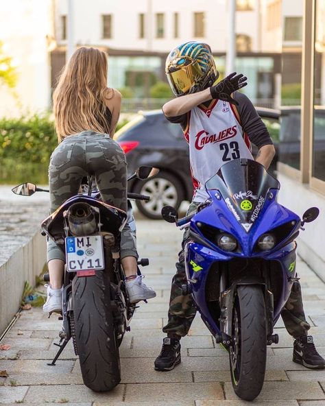 Biker Couple, Motorcycle Couple, Adventure Girl, Dirt Bike Girl, Bike Photoshoot, Motorbike Girl, Bike Girl, Scooter Motorcycle, Moto Cross