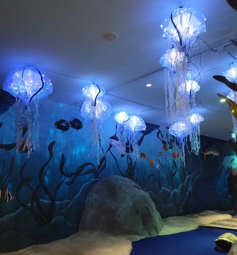 Underwater Hallway Decorations, The Little Mermaid Set Design, Water Theme Party, Underwater Decor, Urban Jungle Bedroom, Beach Curtains, Sea Ideas, Underwater Party, Ocean Theme Birthday