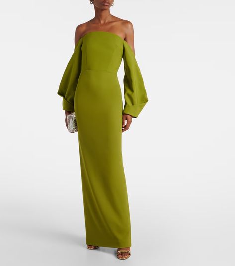 Lotta off-shoulder crêpe gown in green - Solace London | Mytheresa Mother Of The Bride Dresses Long, Solace London, Crepe Gown, Boned Corsets, Maxi Dresses Fall, London Outfit, Blazer Dress, Mother Of The Bride Dresses, Fall Dresses