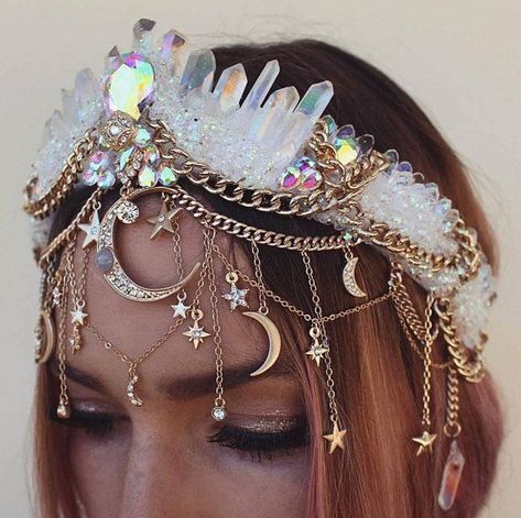 Rustic Wedding Decorations, Mermaid Crown, Diy Jewelry Inspiration, Crystal Crown, Head Piece, Fantasy Jewelry, Diy Schmuck, Diy Wedding Decorations, Tiaras And Crowns