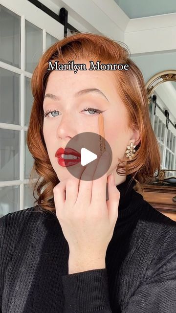 86K likes, 246 comments - makeupbygeenahunt på December 19, 2023: "Which one is your favorite? Marilyn Monroe, Twiggy, & Audrey Hepburn eyeliner styles <3 Marilyn..." Audrey Hepburn Eyeliner, Marilyn Monroe Eyeliner, Marilyn Monroe Makeup Tutorial, Audrey Hepburn Beauty, Tweezerman Tweezers, Audrey Hepburn Makeup, Marilyn Monroe Makeup, 50s Makeup, Eyeliner And Mascara