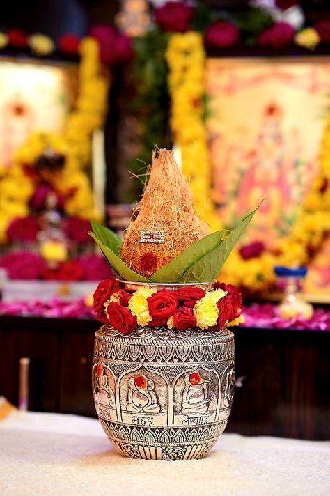 Pooja Kalasam Decoration, Lord Pictures, Laxmi Puja, Pooja Decor, God Pics, Diwali Decorations At Home, Silver Lamp, God Artwork, Vastu Shastra