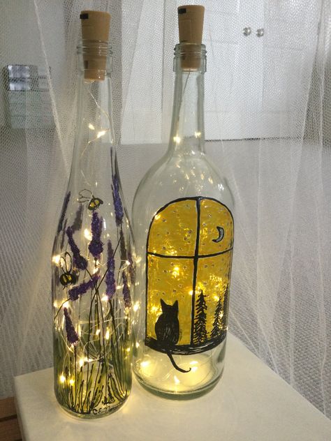 Bottel Paintings Aesthetic, Glass Painting Designs On Bottles, Glass Bottle Art, Carpet Ideas 2023, Designs Wallpaper, Painting Glass Jars, Painted Glass Bottles, Iphone Wallpaper Aesthetic, Hand Painted Bottles