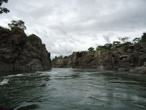 Why Do Indians Worship River Kaveri? Story Unveiled! Kaveri River, River Images, Godavari River, Jog Falls, River System, Brahmaputra River, Ganga River, Narmada River, Water River