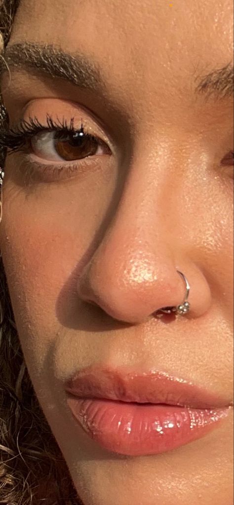 Y2k Nose Ring, Desi Nose Piercing, Nose Peicerings Aesthetic, Nose Jewelry Aesthetic, Hoop Nose Ring Aesthetic, Aesthetic Nose Piercing, Nose Percinings Aesthetic, Nostril Piercing Aesthetic, Nose Piercing Aesthetic