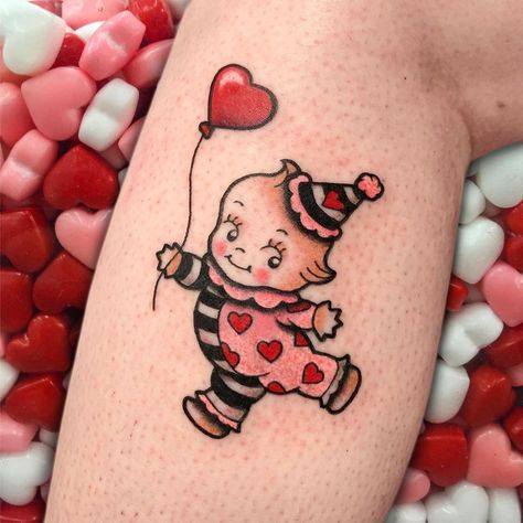 Clown Kewpie, Kewpie Clown, Traditional Back Tattoo, Kewpie Tattoo, Kewpie Art, Circus Tattoo, Trash Polka Tattoo Designs, Tattoo Catalog, Food Tattoos