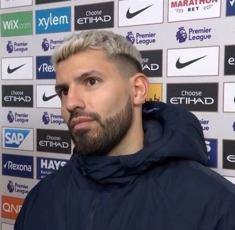 Kun Aguero, Sergio Aguero, Football Memes, Couple Aesthetic, Football Soccer, Soccer Players, Face Claims, Neymar, Football Players