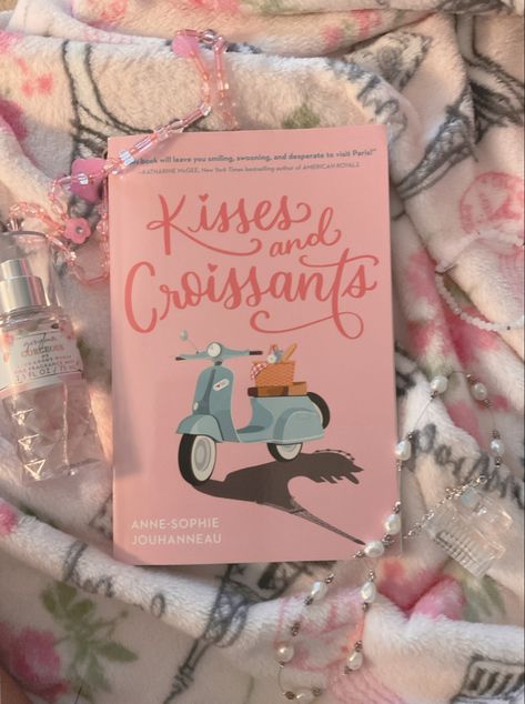 Im on like page 50 its adorable and such a lighthearted read <3 Books With Aesthetic Covers, Cute Love Books, Preppy Books To Read, Books With Cute Covers, Book Recommendations Aesthetic, Books For 12+, Good Romance Books For Teens, Books For 14yrs, Girly Books To Read