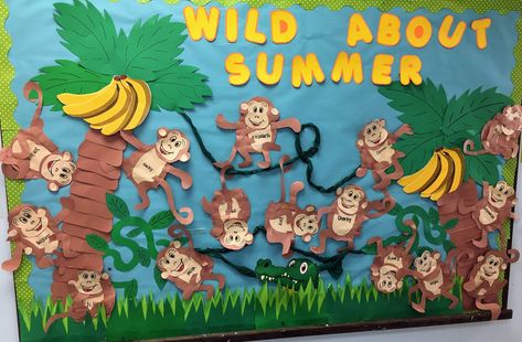 Pre K Summer Bulletin Boards, School Bulletin Boards Aesthetic, Summer Bulletin Boards For Preschool, Summer Bulliten Board Preschool, Summer Bulletin Boards For Toddlers, June Preschool Bulletin Boards, End Of Summer Bulletin Board Ideas, Summer Boards For Preschool, Zoo Bulletin Board Ideas Preschool