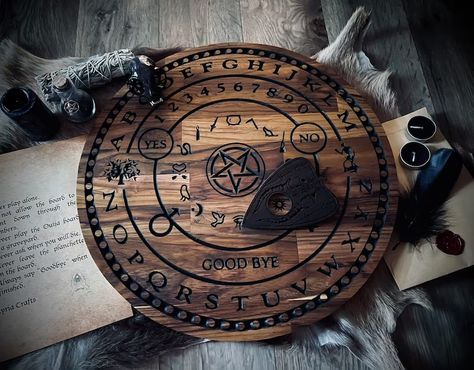 Round Ouija Talking Board Planchette Parchment Guide - Etsy Conscious Mind, Australian Gold, The Paranormal, Spirit Board, Light Candles, Ouija Board, Divination Tools, Timber Wood, Family Game