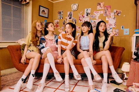 Red Velvet on Revisiting Their Old Looks and How They Define “Queendom” | Vogue Red Velvet Queendom, Red Velvet Photoshoot, Irene Red Velvet, Wendy Red Velvet, Kim Yerim, Alan Walker, Red Velvet Irene, Vogue Magazine, Mini Album