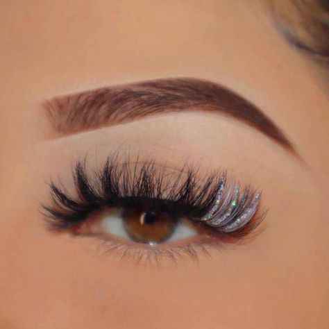 Natural Fake Eyelashes, Eye Makeup Images, Lashes Fake Eyelashes, Lash Extensions Styles, Perfect Eyelashes, Pretty Lashes, Eyelash Extentions, Dope Makeup, Makeup Eye Looks