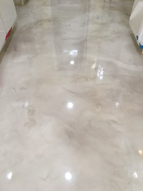 White Cement Floors In House, Cement Epoxy Floor, Poxy Flooring Kitchen, Epoxy Indoor Floors, Light Epoxy Floor, Epoxy Floors In Home Living Room, Dark Epoxy Floor, Stained Concrete Floors In House, Epoxy Living Room Floor