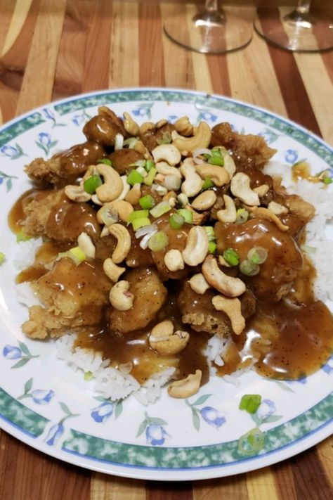 Springfield Style Cashew Chicken I | "This recipie is right on the money. This is a family favorite, and is a wonderful dish to enjoy." #allrecipes #dinnerideas #dinnerrecipes #dinnerdishes #familydinnerideas #chicken #chickenrecipes Springfield Cashew Chicken Recipe, Springfield Style Cashew Chicken, Cashew Chicken Casserole Recipe, Cashew Chicken Sauce, Dinner Recipe Ideas, Cashew Chicken Recipe, Chicken Dinner Recipe, Pressure Cooking Today, Cashew Cheese