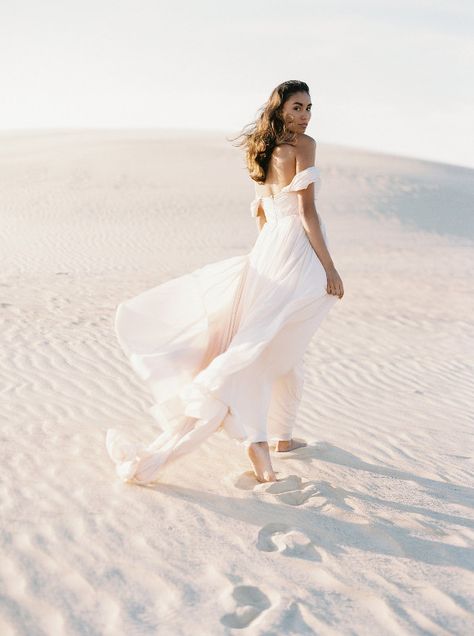 Perry Vaile + Rebecca Rose Creative 18 Fashion Photoshoot Inspiration, Desert Photoshoot Ideas, Sand Dunes Photoshoot, Blush Wedding Gown, Desert Photoshoot, Desert Photography, Wedding Sparrow, Shoot Inspiration, Beach Photoshoot