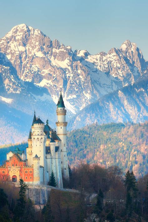 Environment Studies, Places To Visit In Europe, Neuschwanstein Castle, Holiday Places, Dream Places, Places In Europe, Travel Spots, Dream Travel Destinations, Europe Travel Destinations