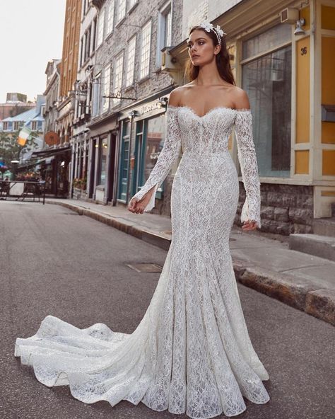 Calla Blanche Wedding Dress, Blanche Wedding Dress, Illusion Neckline Wedding Dress, Calla Blanche, Wedding Dress With Long Sleeves, Off The Shoulder Sleeves, Boda Mexicana, Minimalist Wedding Dresses, Bridal Elegance