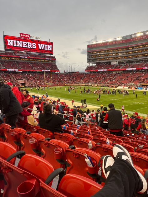 football-san francisco-nfl-bay area-49ers-niners-santa clara-brock purdy-jimmy garoppolo-george kittle-nick bosa-wag Nick Bosa Boyfriend Material, Niners Win, 49ers Aesthetic, Nfl Wag, Nfl Aesthetic, Nfl Wags, George Kittle, Nick Bosa, Brock Purdy