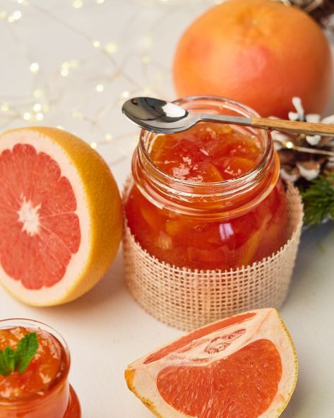 Christmas Marmalade Recipe, Grapefruit Jam Recipes, Canning Jams And Jellies, Grapefruit Jelly Recipe, Recipes With Grapefruit, Homemade Marmalade Recipes, Cherry Marmalade Recipe, Grapefruit Marmalade Recipe, Home Made Jelly