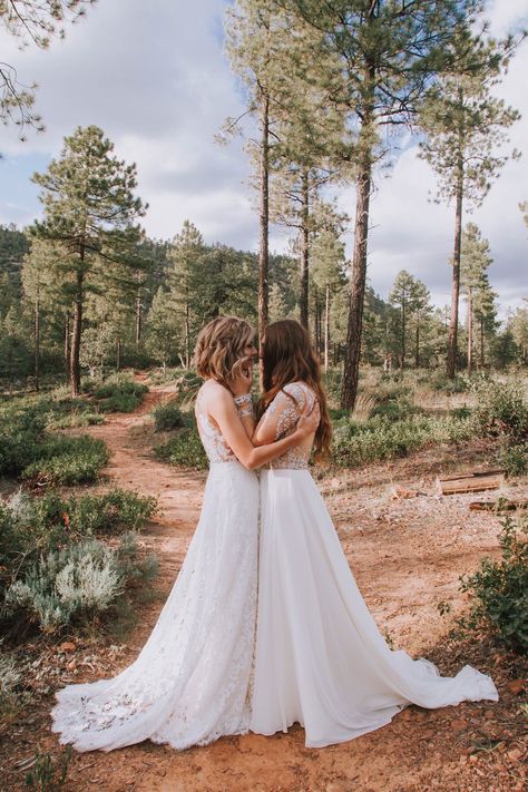 👰🧡👰 Lesbian Love #LesbianWeddingIdeas 🌹 Engagement Photography / Wedding Photo Ideas 🌹#RomanticEngagementIdeas  #weddingsimpleelegant  #WeddingRusticCountryVintage  #weddingbohoideas  #WesternWeddingIdeas Lesbian Elopement Ideas, Lesbian Wedding Photography, Wlw Wedding, Lesbian Weddings, Interior Design Images, Woman Loving Woman, Lgbt Wedding, Two Brides, Lgbtq Wedding