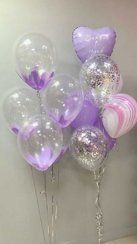 Simple Purple Birthday Decorations, Lilac 21st Birthday Decorations, Lavender Birthday Party Decorations, White And Purple Birthday Theme, Purple B Day Party, Lilac Birthday Theme, Lilac Birthday Decorations, Lavender Birthday Party Ideas, Lavender Theme Birthday Party