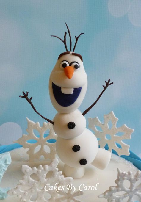 Olaf - Cake by Carol Fondant Olaf, Olaf Frozen Cake, Olaf Birthday Cake, Frozen Birthday Party Food, Sneezy The Snowman, Olaf Birthday, Olaf Cake, Polymer Clay Disney, Frozen Birthday Cake