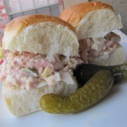 Bologna Salad Sandwich Spread II - Allrecipes.com Homemade Bologna, Bologna Salad, Sandwich Spread Recipes, Taylor Ham, Bologna Recipes, Sandwich Spreads, Camp Recipes, Ham Wraps, Salad Sandwich Recipe