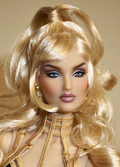 The 005! Lady Penelope Kingdom! | laughon45 | Flickr Lady Penelope, Dress Barbie Doll, Barbie Collector Dolls, Doll Faces, Barbie Doll Clothing Patterns, Glam Doll, Barbie Gowns, Beautiful Barbie Dolls, Dress Up Dolls