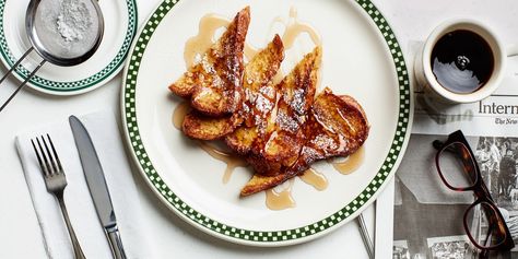 Diner cooks know three things about French toast: 1. Thick-cut challah is crucial. 2. Cinnamon and vanilla shouldn't be skimped on. 3. Syrup is welcome—but if you do it right, a dusting of powdered sugar is all you really need. Best Brunch Recipes, Best French Toast, Pork Chop Dinner, Make French Toast, French Toast Breakfast, American Diner, French Toast Recipe, Best Breakfast Recipes, Challah