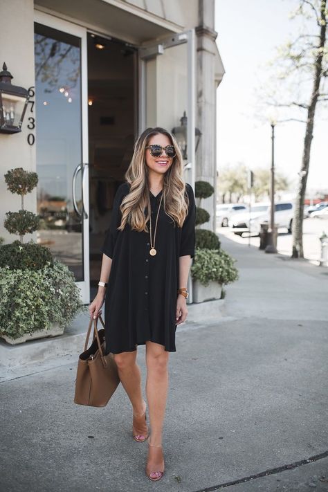 The Essential Black Dress | The Teacher Diva: a Dallas Fashion Blog featuring Beauty & Lifestyle