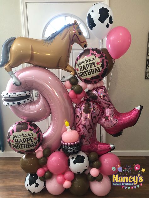 Cowgirl Balloon Decorations, Cow Balloon Bouquet, Horse Balloon Garland, Cowboy Balloons, Cowgirl Decorations Party, Cowgirl Balloon Garland, Cowgirl Centerpieces, Cowgirl Decorations, Country Birthday Party